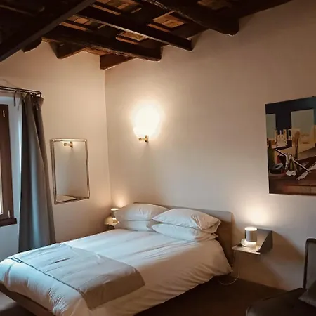 Luxury Trastevere דירה