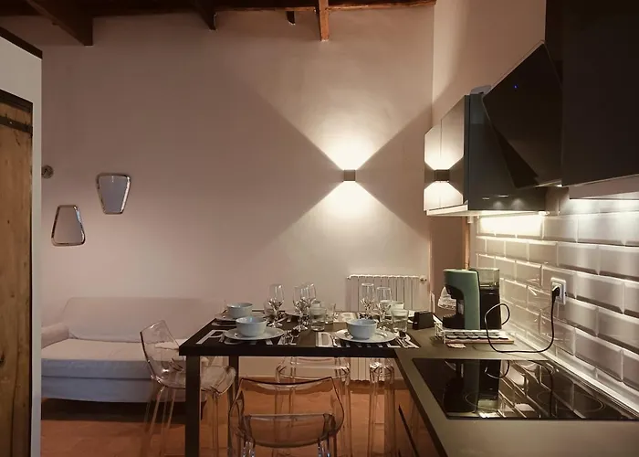 Luxury Trastevere דירה *